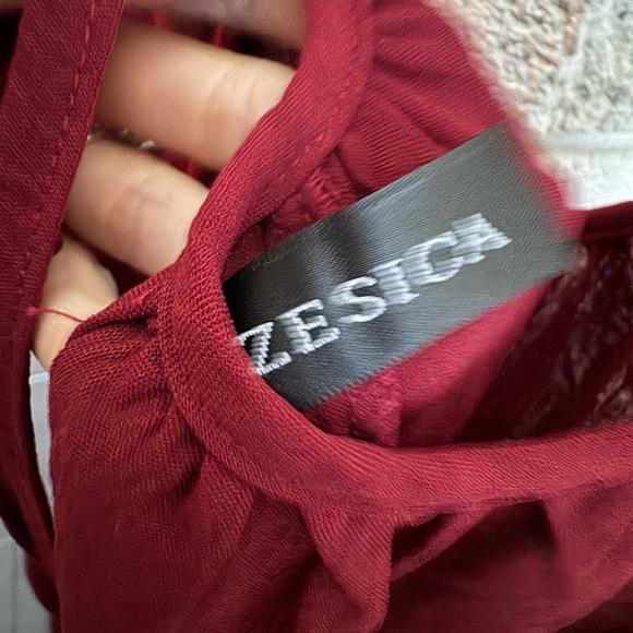 NWOT Wide-Leg Burgundy Jumpsuit - Picture 5 of 6